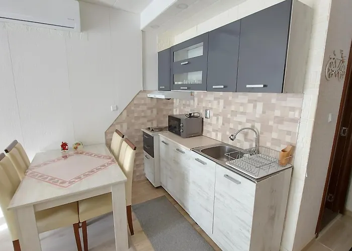 аpartment C103 Grand 1 Lejlighed *